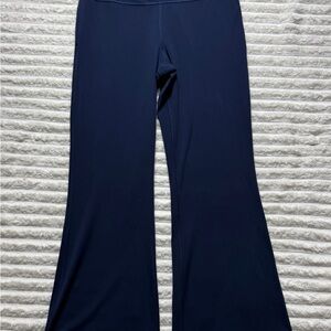 Lululemon Navy Blue Women's Wide-Leg Pants Activewear Stretch 32" Inseam 12